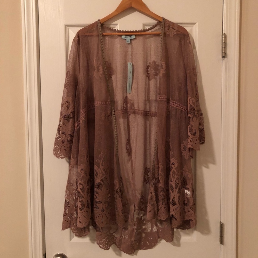 She + Sky Kimono